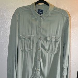 American Eagle Button Down Long Sleeve Top